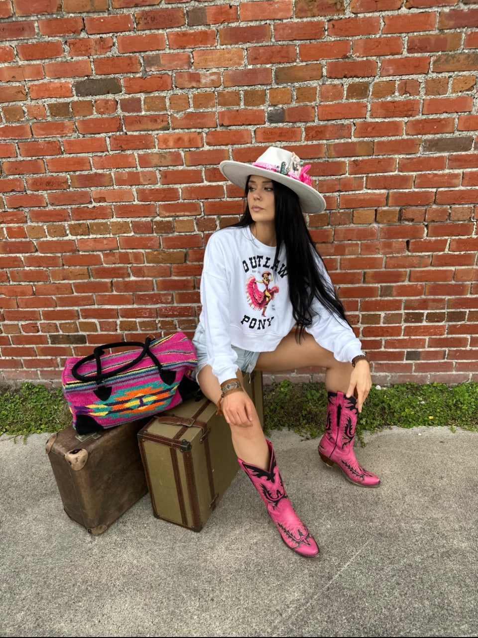 The Signature Outlaw Pony Crop